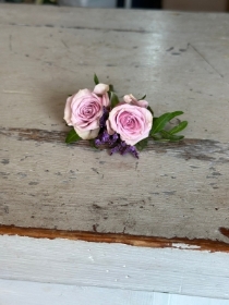 Lilac Spray Rose Buttonhole