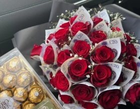 Red Rose Money Bouquet